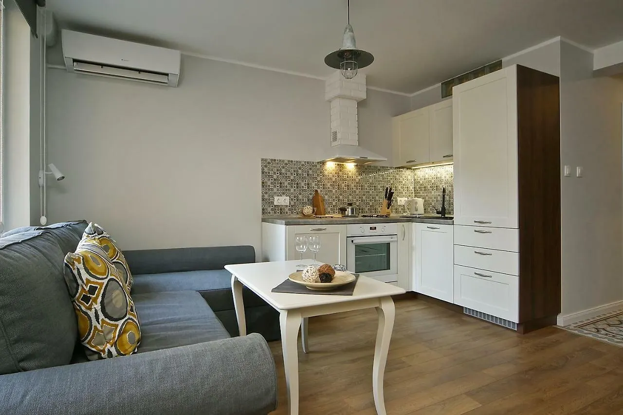Momenti&Colori Studios Sofia Apartment